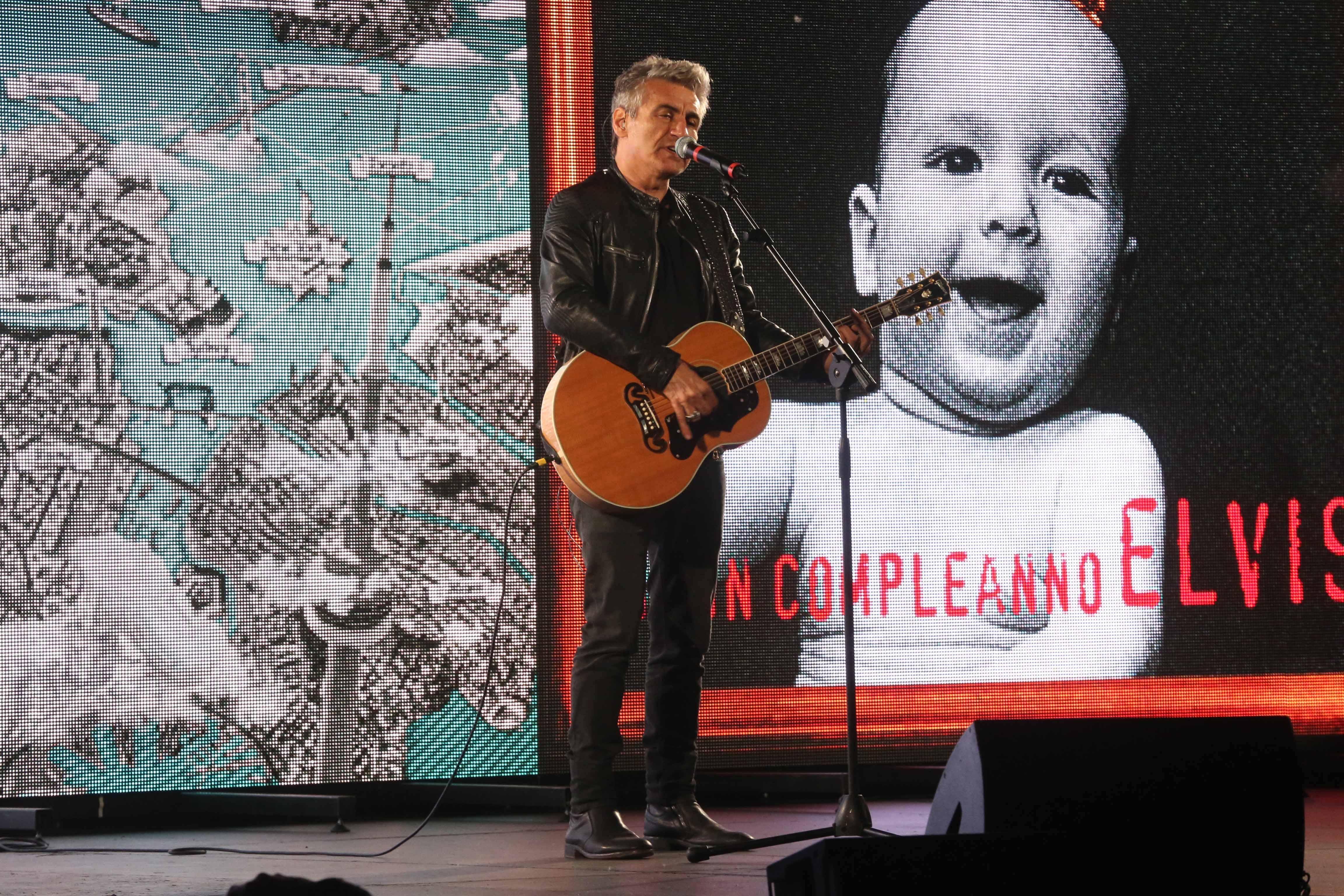 Ligabue, ritorno al Campovolo: un nuovo concerto per i 25 anni di carriera 