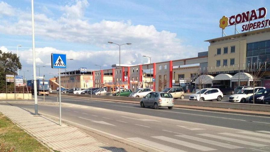 Rotatoria, cantiere entro metà giugno