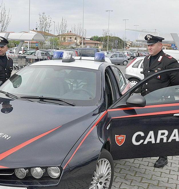 Ladri in una villetta di notte a Paganico Furto in un appartamento ad Altopascio 
