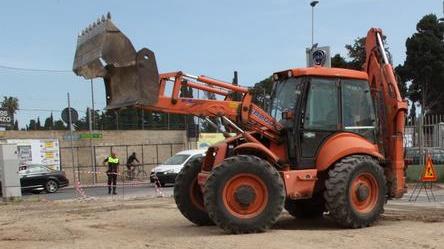 Lavori per la rotatoria, il traffico va in tilt