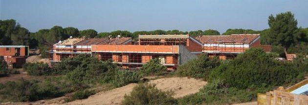 Green, cemento e una rete di scatole cinesi 