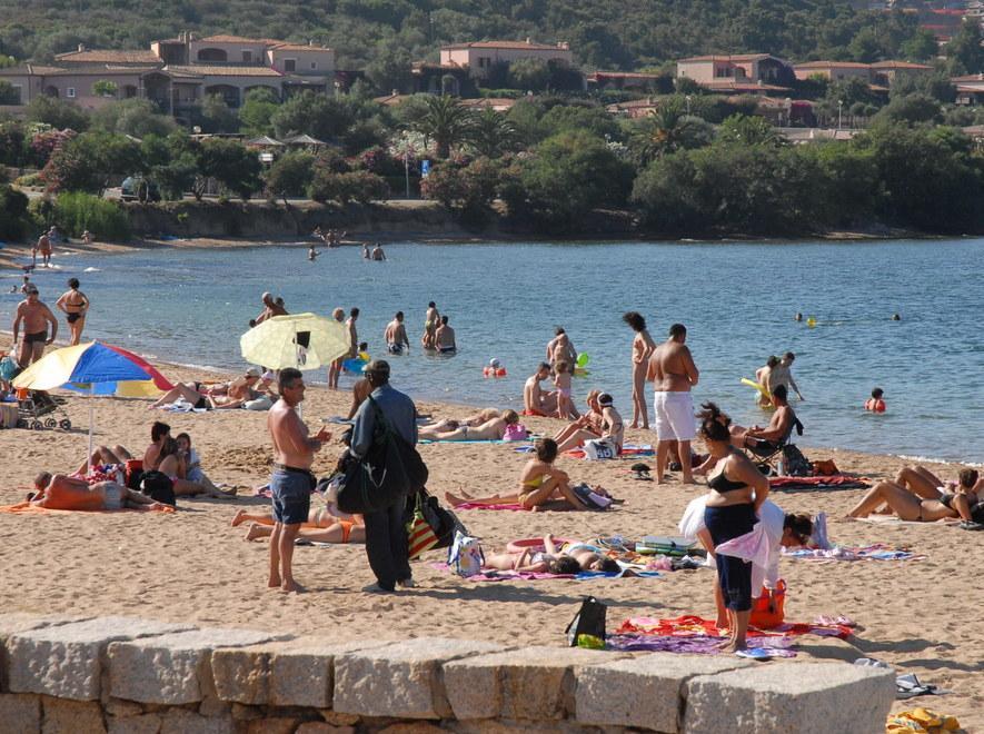 Gli stazzi di Cannigione restano sequestrati 