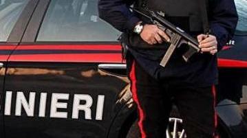 Arrestato dopo le botte alla madre e al compagno