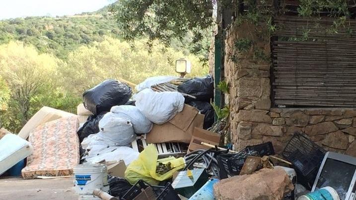 Discariche abusive in Costa Smeralda, ora sarà linea dura