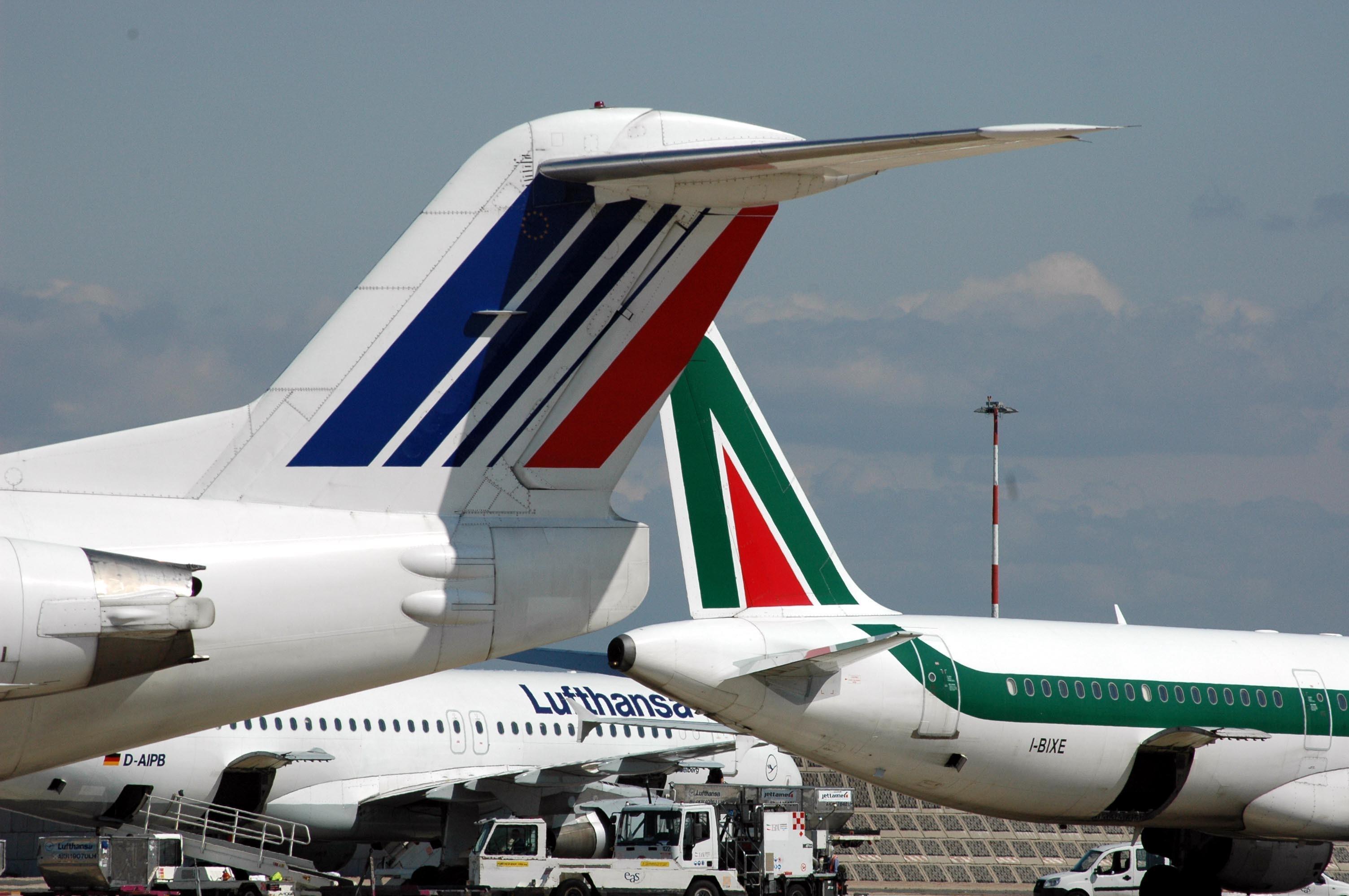 Cagliari-Elmas, 500 passeggeri a terra per l'incendio a Fiumicino