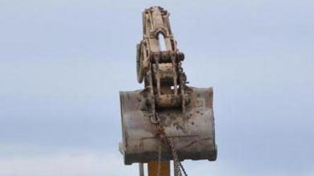 Cantiere in corso per liberare la spiaggia
