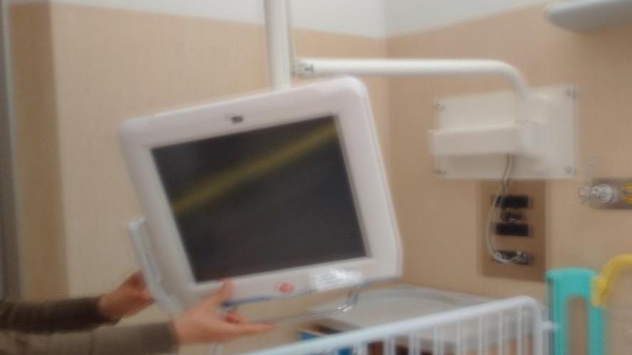 A Pediatria niente tv in camera e i monitor a pagamento sono ko