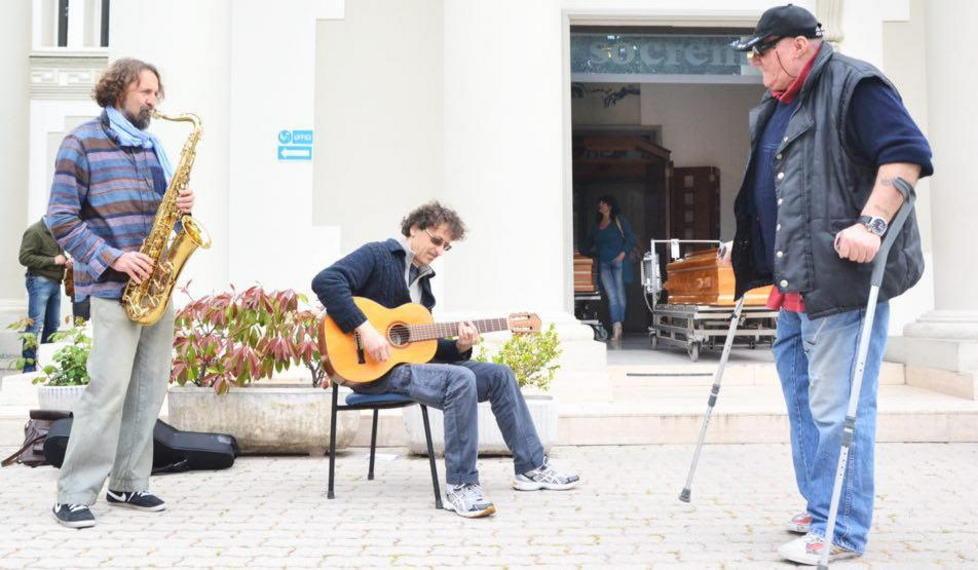 Per Manlio un addio a suon di musica 