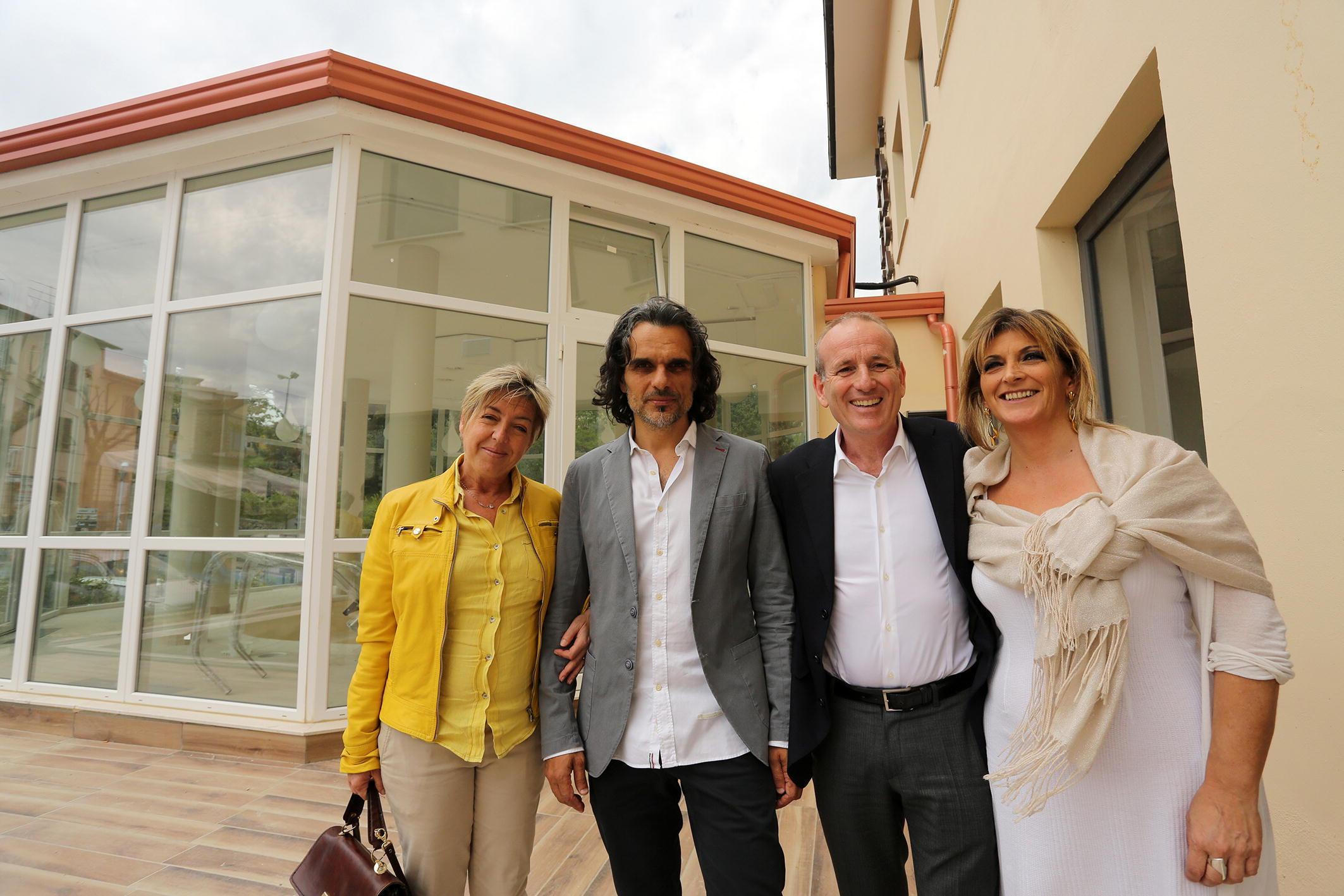 Da sinistra Antonella Agresti, il sindaco Paolo Campinoti, Stefano De Luca e Rita Mancaniello