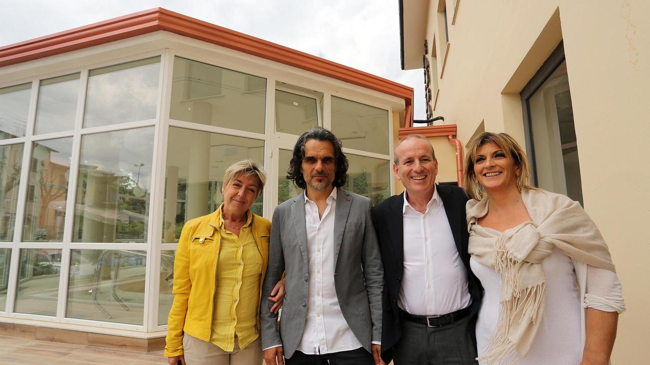 Da sinistra Antonella Agresti, il sindaco Paolo Campinoti, Stefano De Luca e Rita Mancaniello