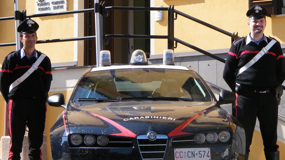 I tre giovani sono stati denunciati dai carabinieri