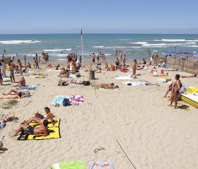 Trattativa per affidare le spiagge libere