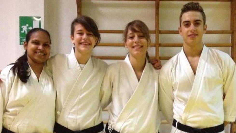 Asd Karate Cecina festeggia le cinture nere