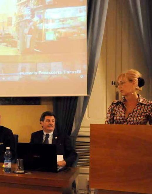 Acciughe e patate piatto protagonista del maggio goloso 