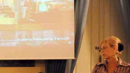 Acciughe e patate piatto protagonista del maggio goloso