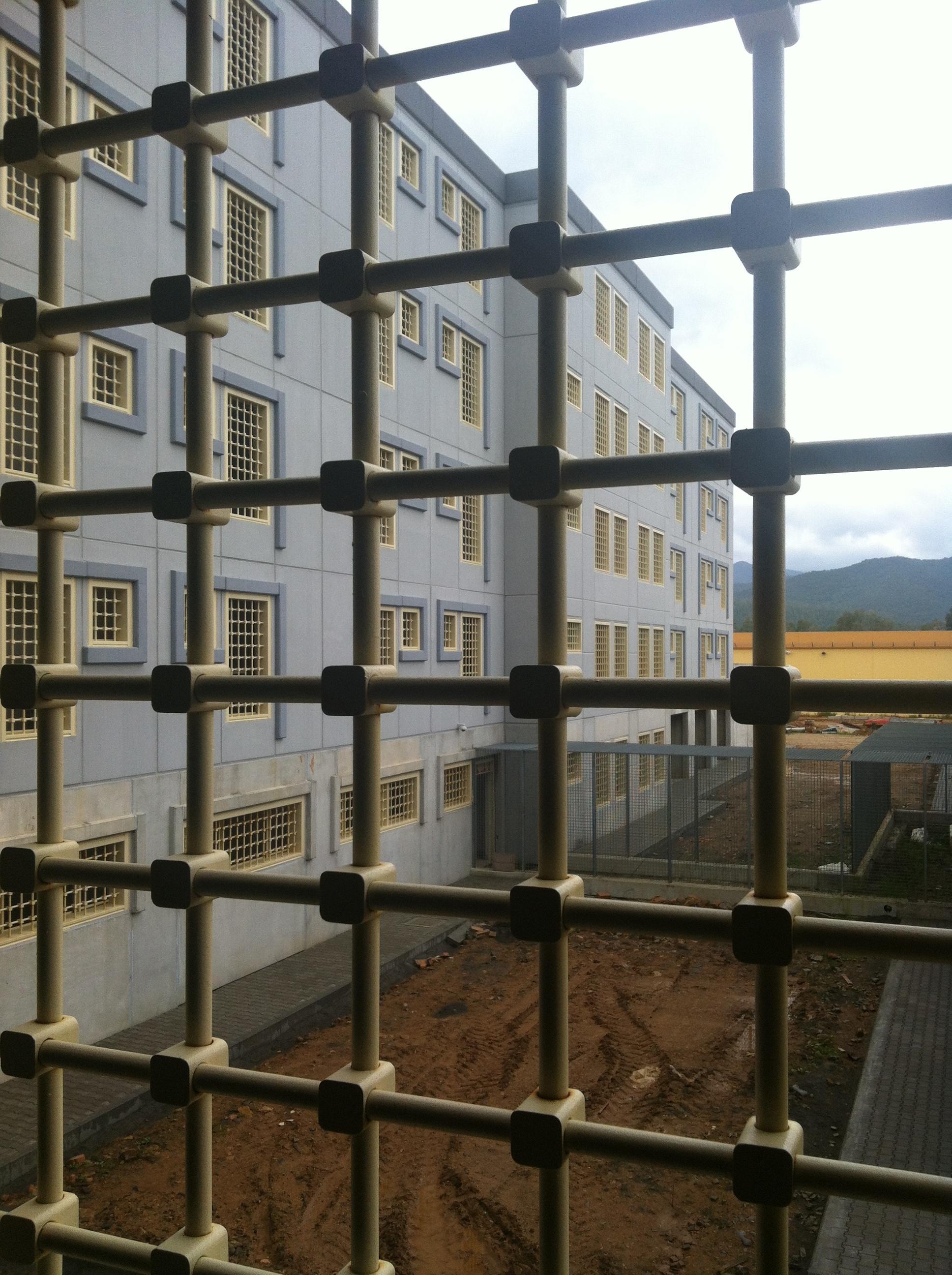 Villamar, la sorella del parroco arrestato: "Non è un pedofilo, solo un ingenuo"