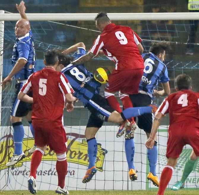 «Da possibile festa per due a match inutile» 