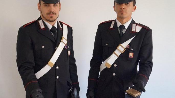Arrestati con quattro panetti di hashish