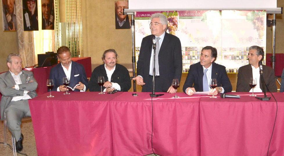 L’urlo del vino, presentato il libro 
