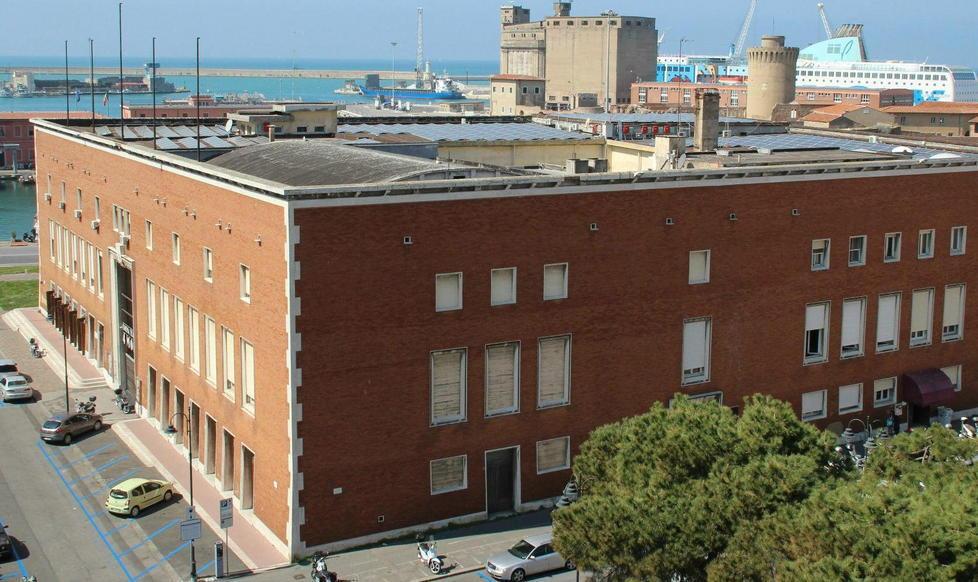 Salta il matrimonio Compagnia-Cft 