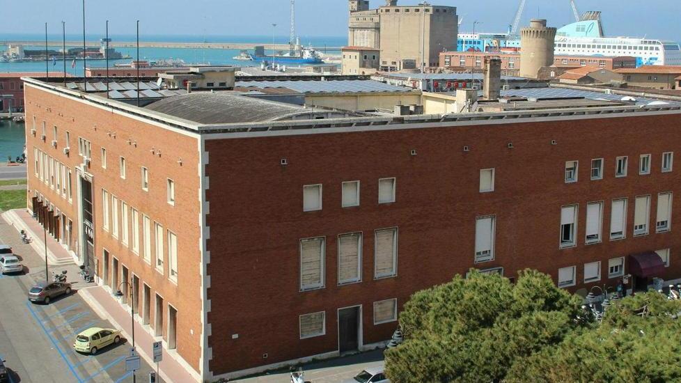 Salta il matrimonio Compagnia-Cft