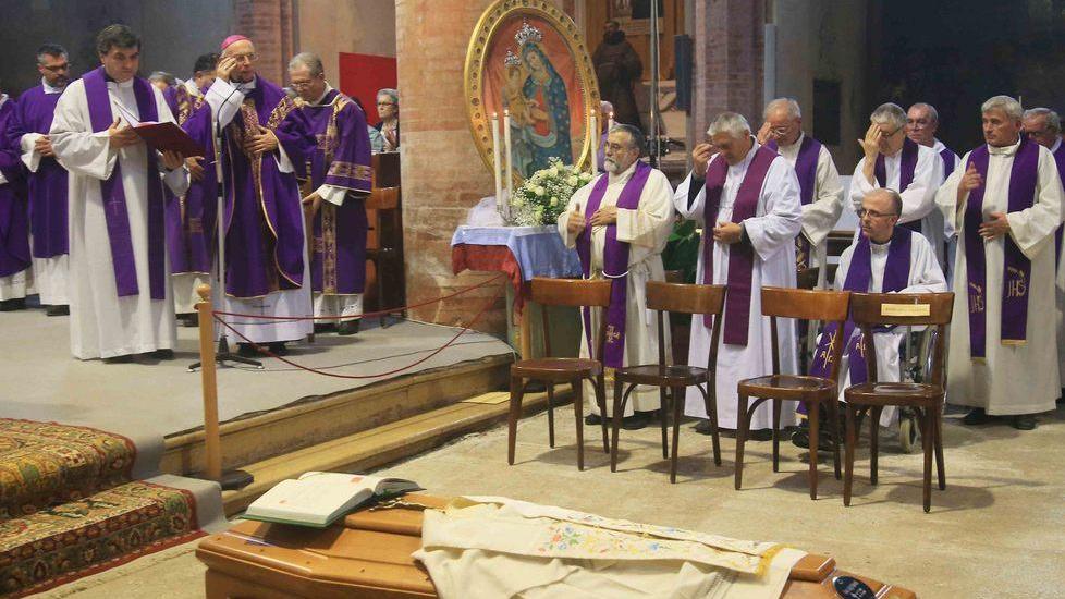 «Un prete al servizio della Carità»