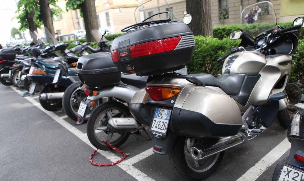 In Corso Garibaldi gli scooter vanno “a ruba” 