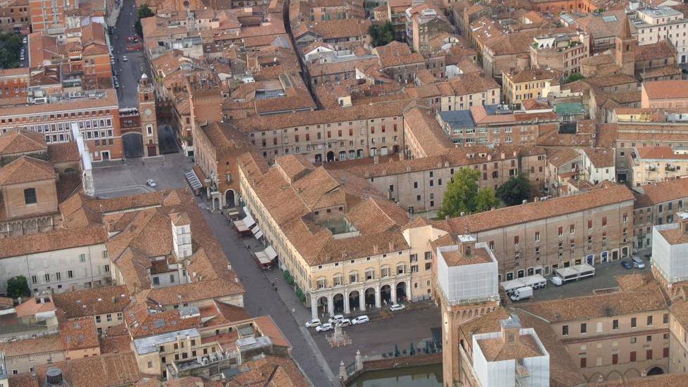 Rendimenti immobiliari, meglio uffici e negozi