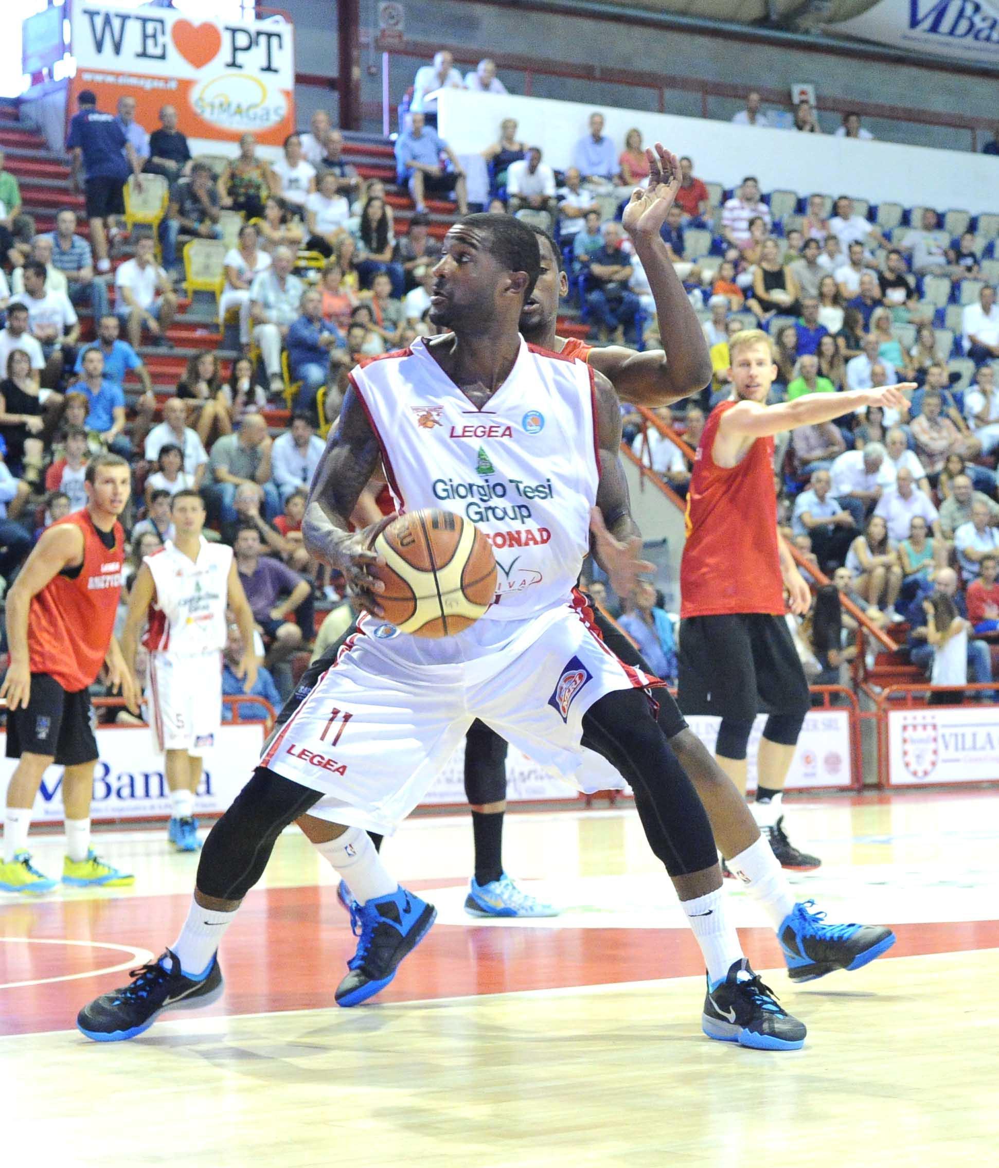 La Tesi Group saluta i playoff: vince Milano 78-77