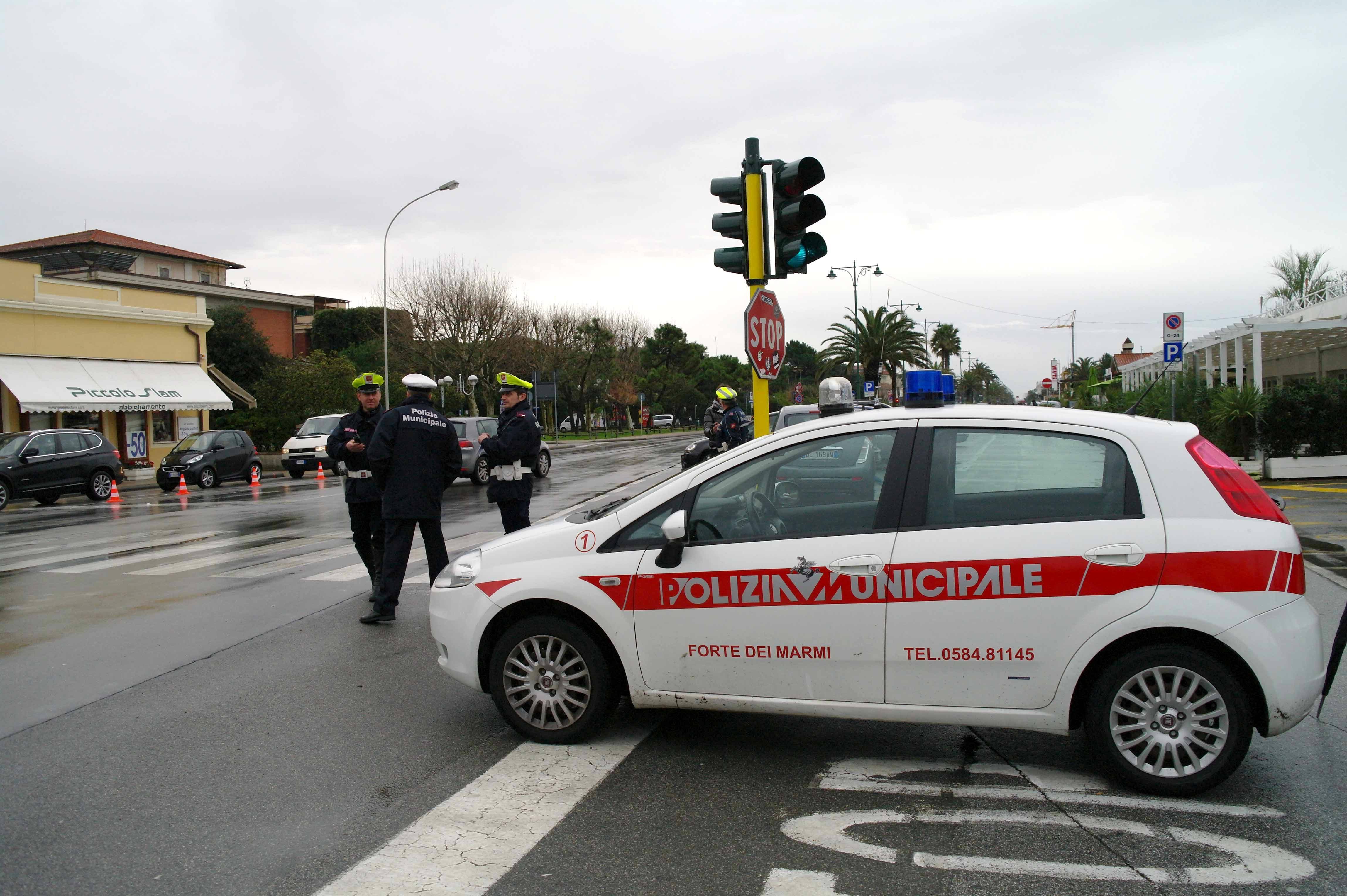 La polizia municipale di Forte dei Marmi