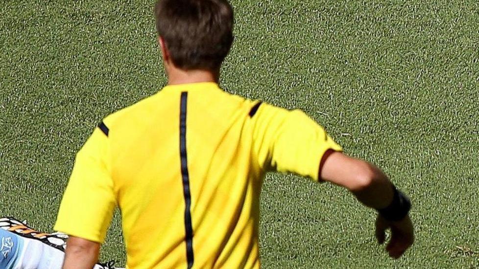 Berretti, cazzotti tra Carrarese e Pistoiese