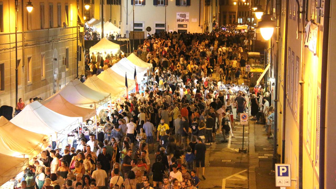 Un mercatino di una scorsa edizione dell'Effetto Venezia