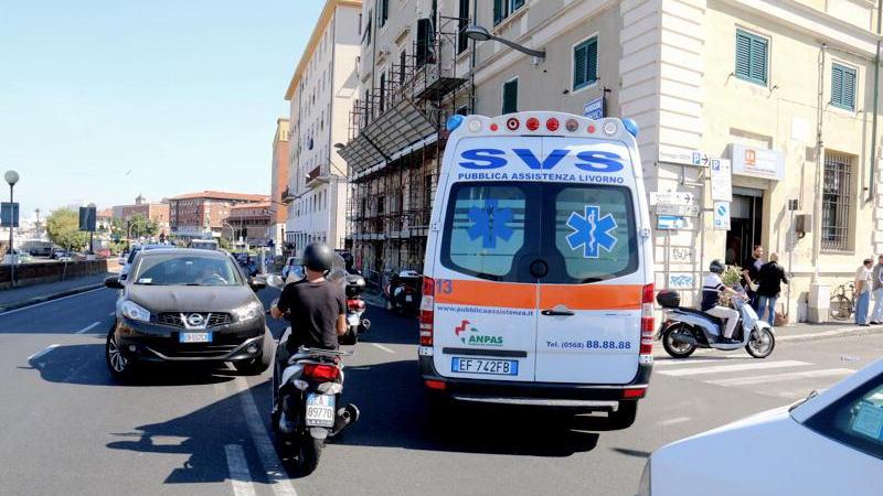 L'ambulanza della Svs sul posto