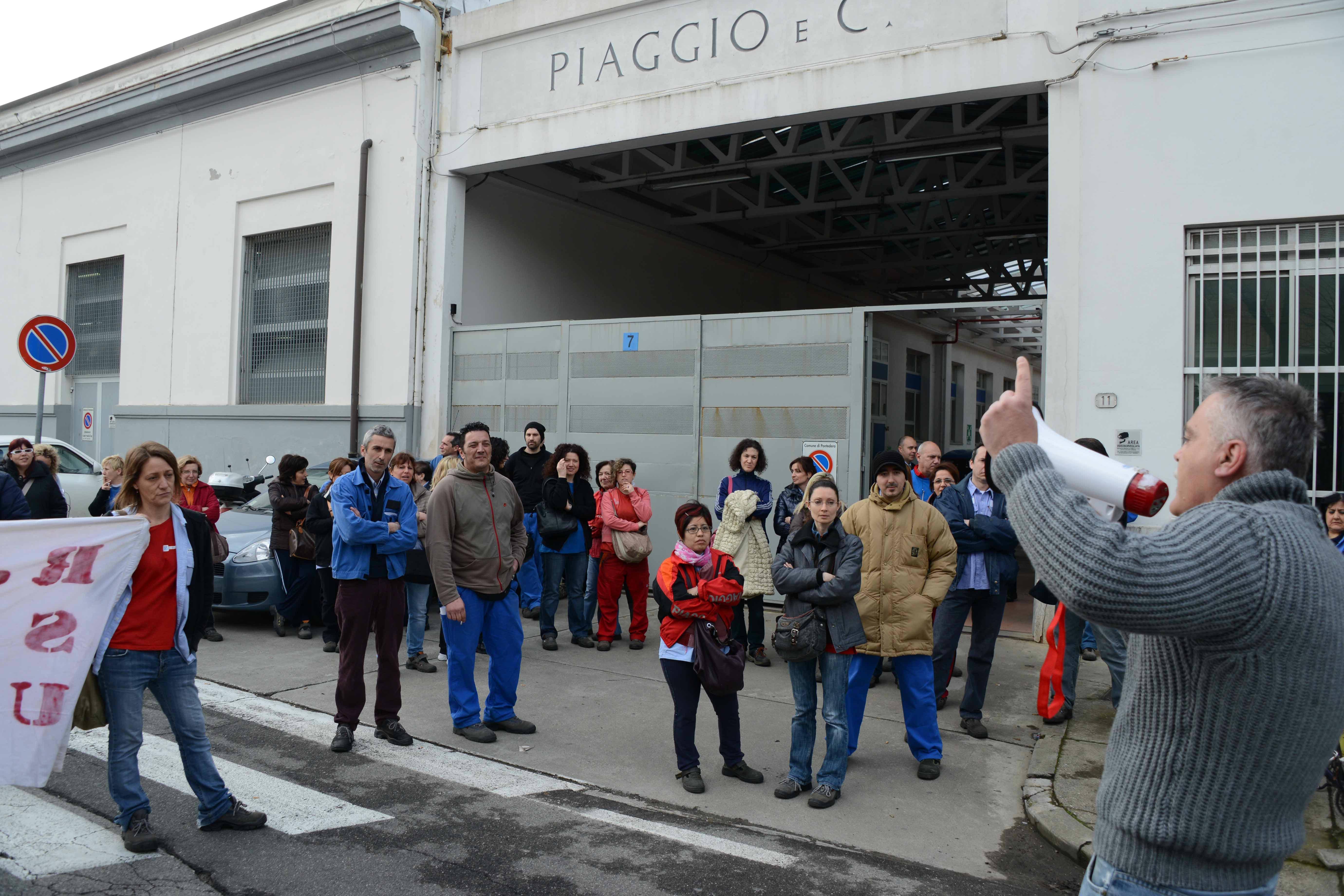 Piaggio: sciopero di un'ora nel reparto Sperimentale 