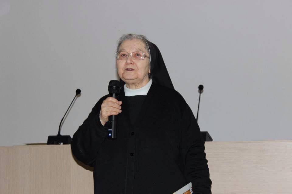 Suor Regina, per 32 anni punto di riferimento della comunità aglianese