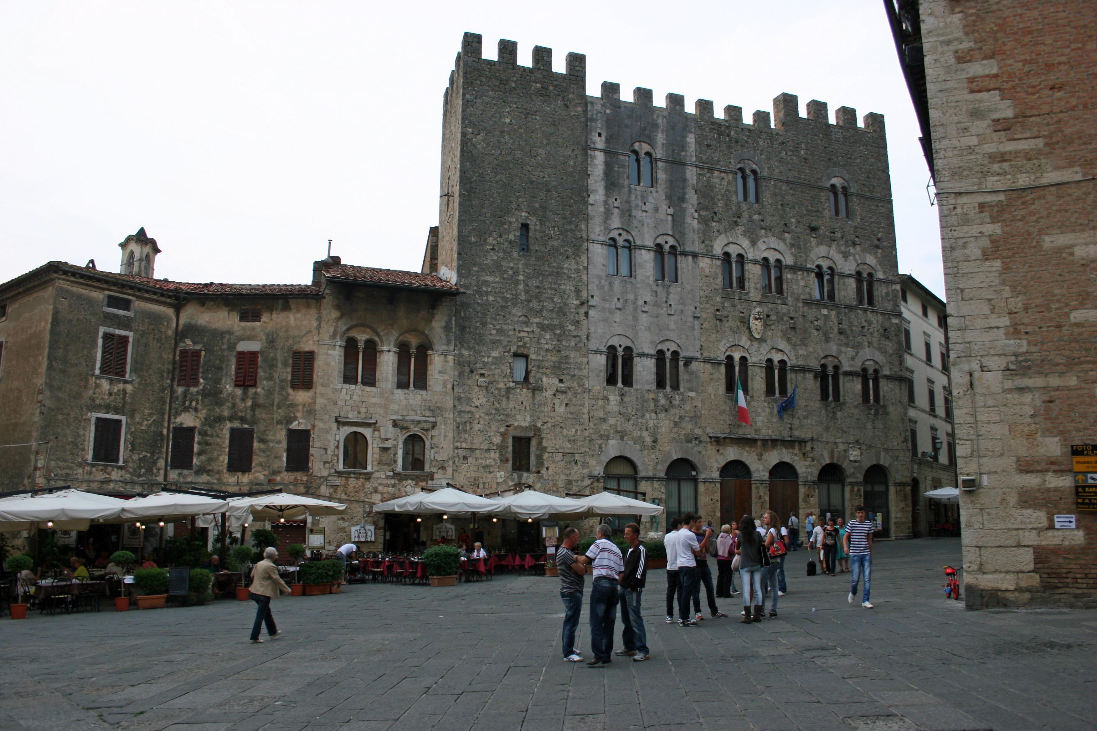Il palazzo comunale di Massa Marittima