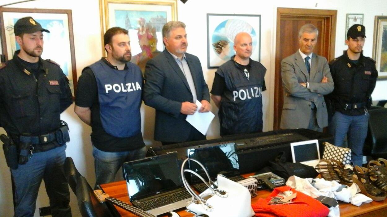 Sei arresti per furti in bar, negozi e scuole