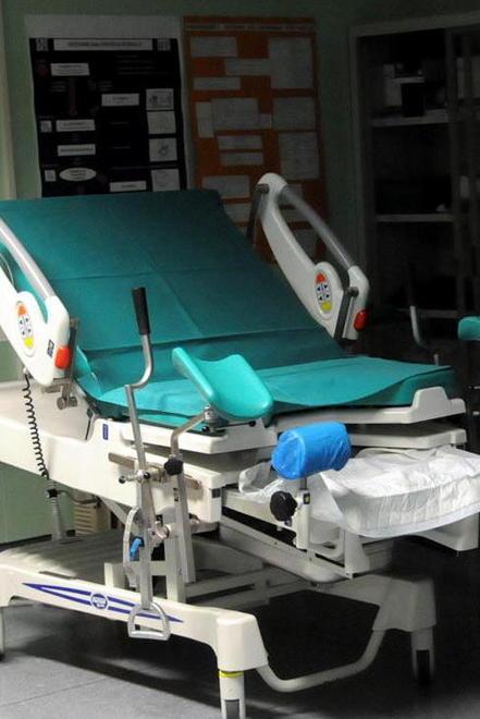 Neonata morta al “Santo Stefano” Cinque gli indagati 