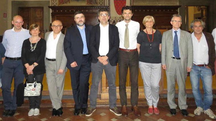 I profughi “al lavoro” nei giardini della città
