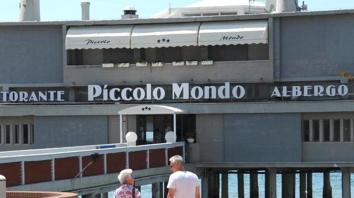 Alberghi da ampliare, il piano riparte