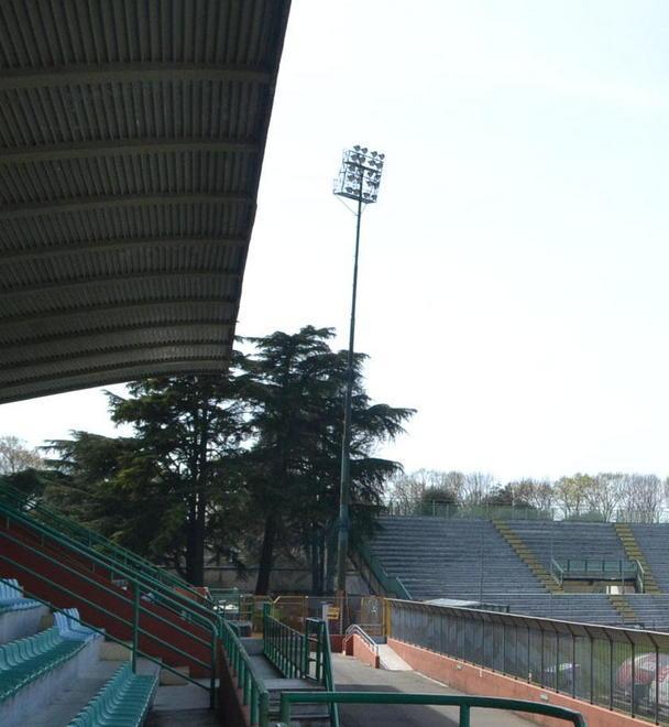 Luci allo stadio, se ne occupi Gesam 