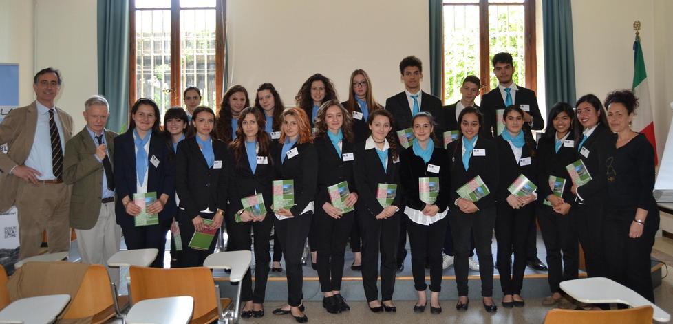 Interviste ai turisti, premi agli studenti del Pertini