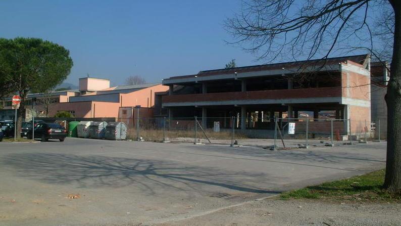 Rubò il rame dentro una scuola condannato a 2 anni e 4 mesi 