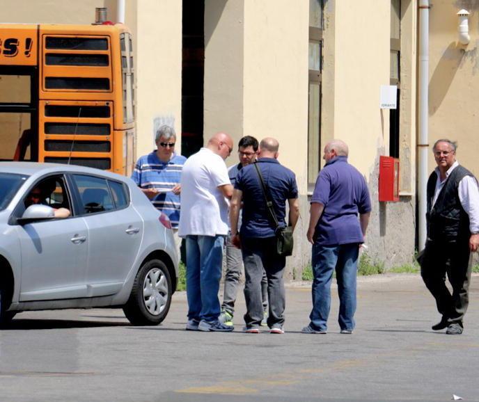 Scuolabus sotto sequestro 