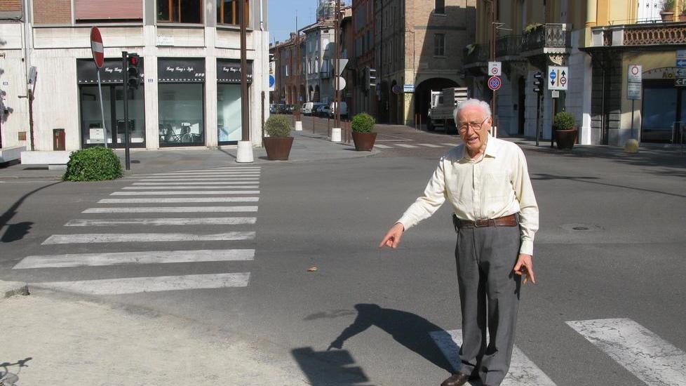 «Scivoli fuori legge: bisogna rifarli per la seconda volta»