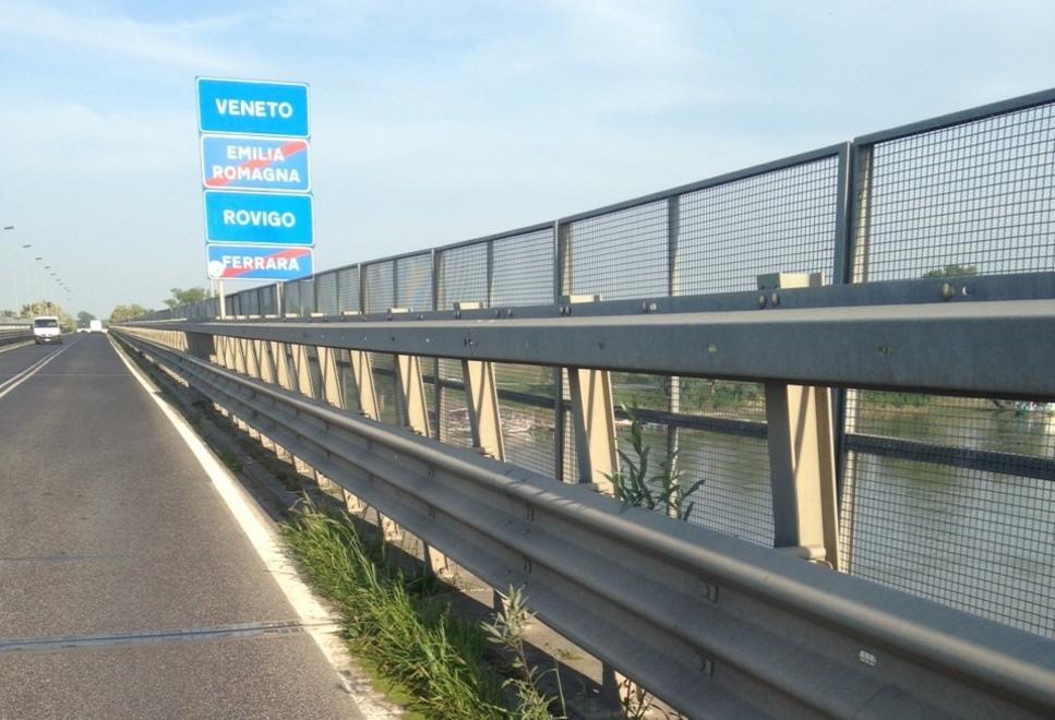 «Ponte pericoloso Servono interventi sulla parte ferrarese»