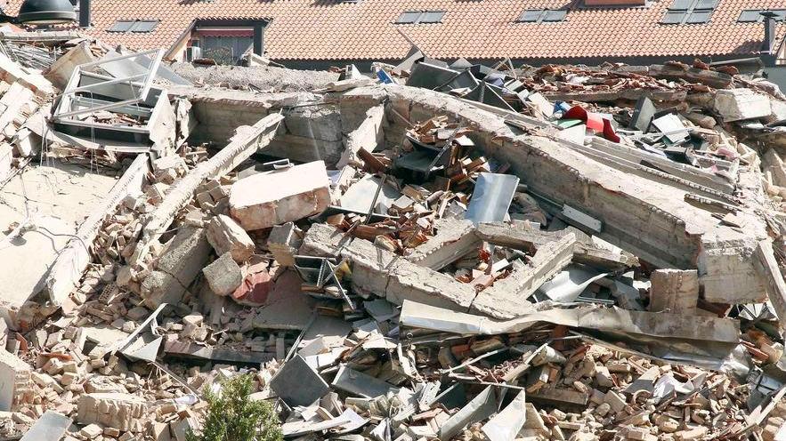 Il nuovo municipio nelle ex medie