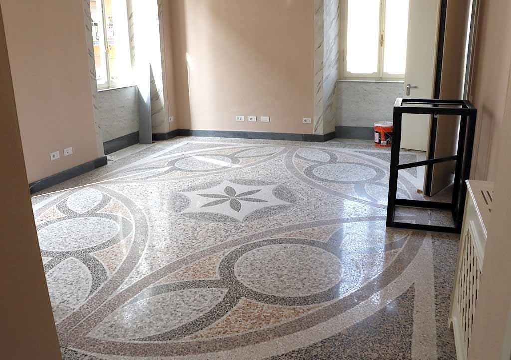Un pavimento di marmo del Palazzo Cucchiari