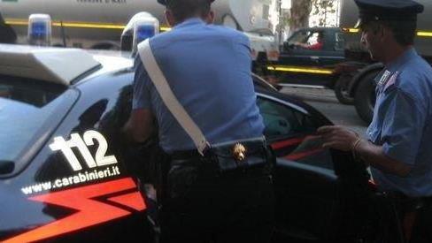 Per rapinarlo lo spediscono all’ospedale