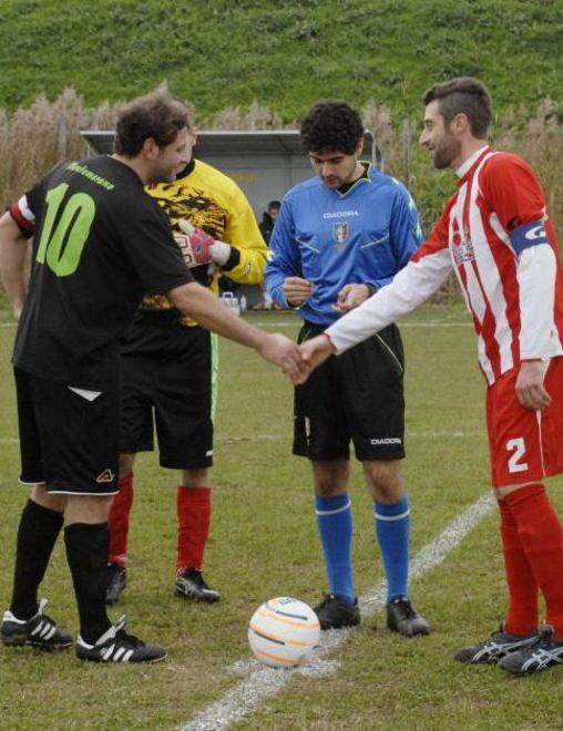 Schiaffo all’arbitro, maxisqualifica 